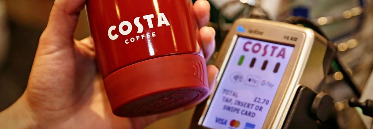 COSTA COFFEE – první vícekrát použitelné pohárky, s kterými lze bezkontaktně platit original.lrg