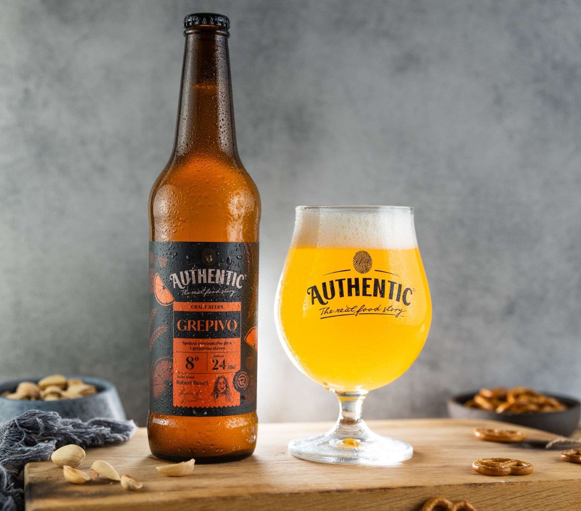 Grepivo - novinka na trhu KOSIK_Grepivo_lahev_sklenka_LRw