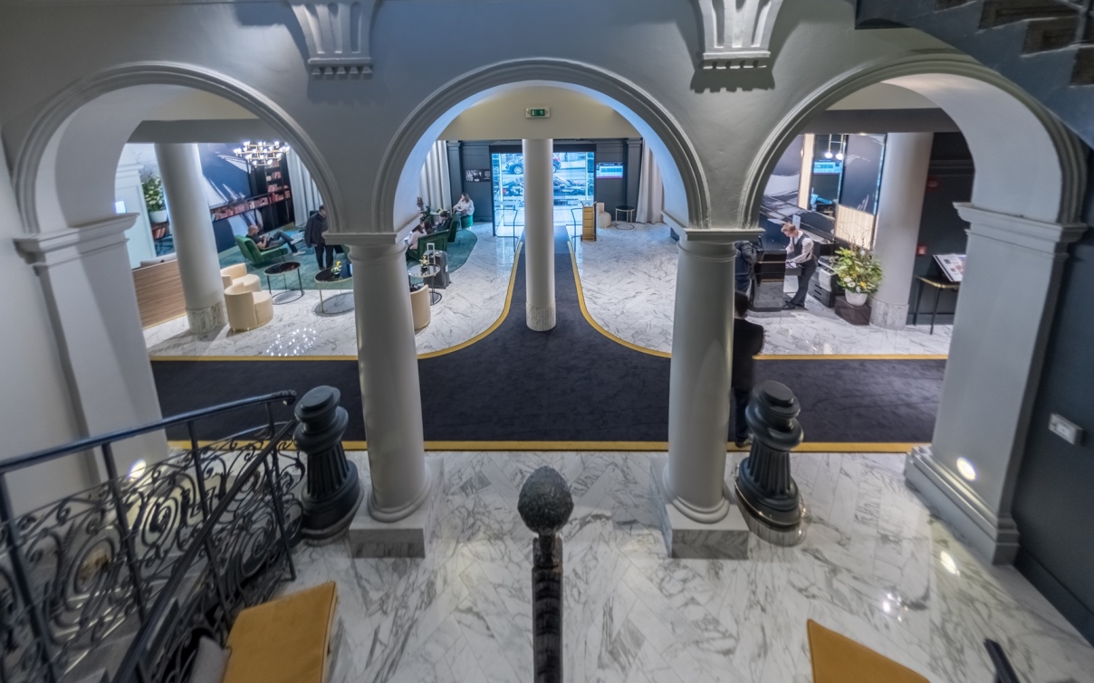 Mgallery Prague Lobby 2