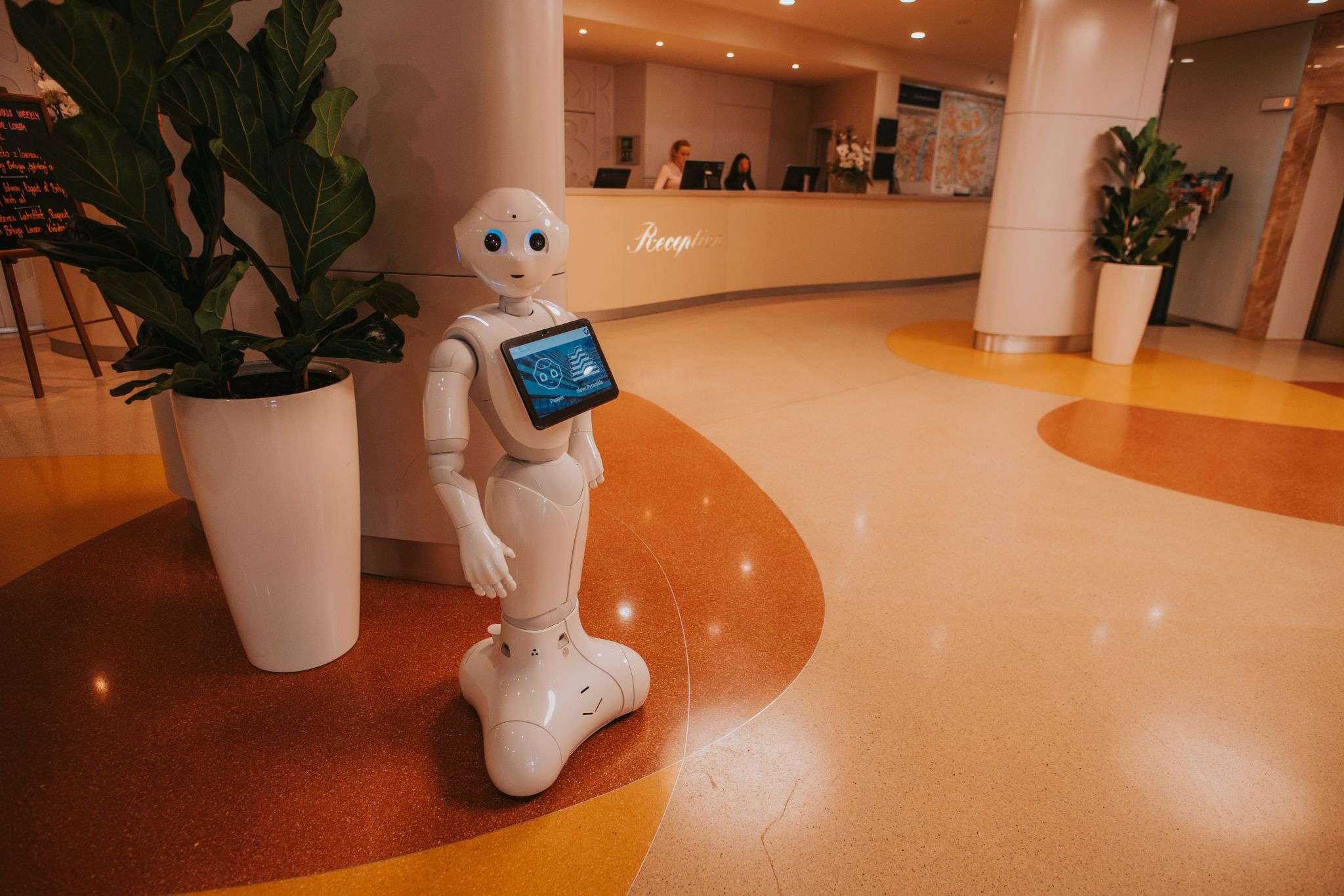 Robot Pepper jako zaměstnanec OREA Hotels & Resorts Robot Pepper4