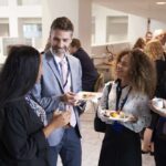 ilustracni speed-dating_zdroj shutterstock