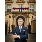 Jaroslav Svoboda, majitel sítě Czech Inn Hotels, před The Grand Mark Prague