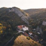 Svatý Jan pod Skalou