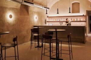 Alma Klub foto Vojtech Tesarek 4w