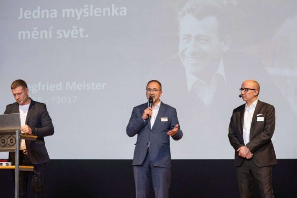 rational slaví 50 let