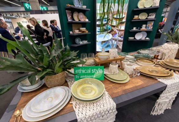 ambiente dining pw 022w