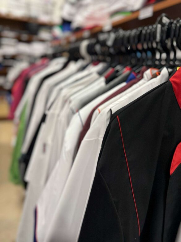 ee61d143 e050 4c6c 9366 5c9b6cf413df