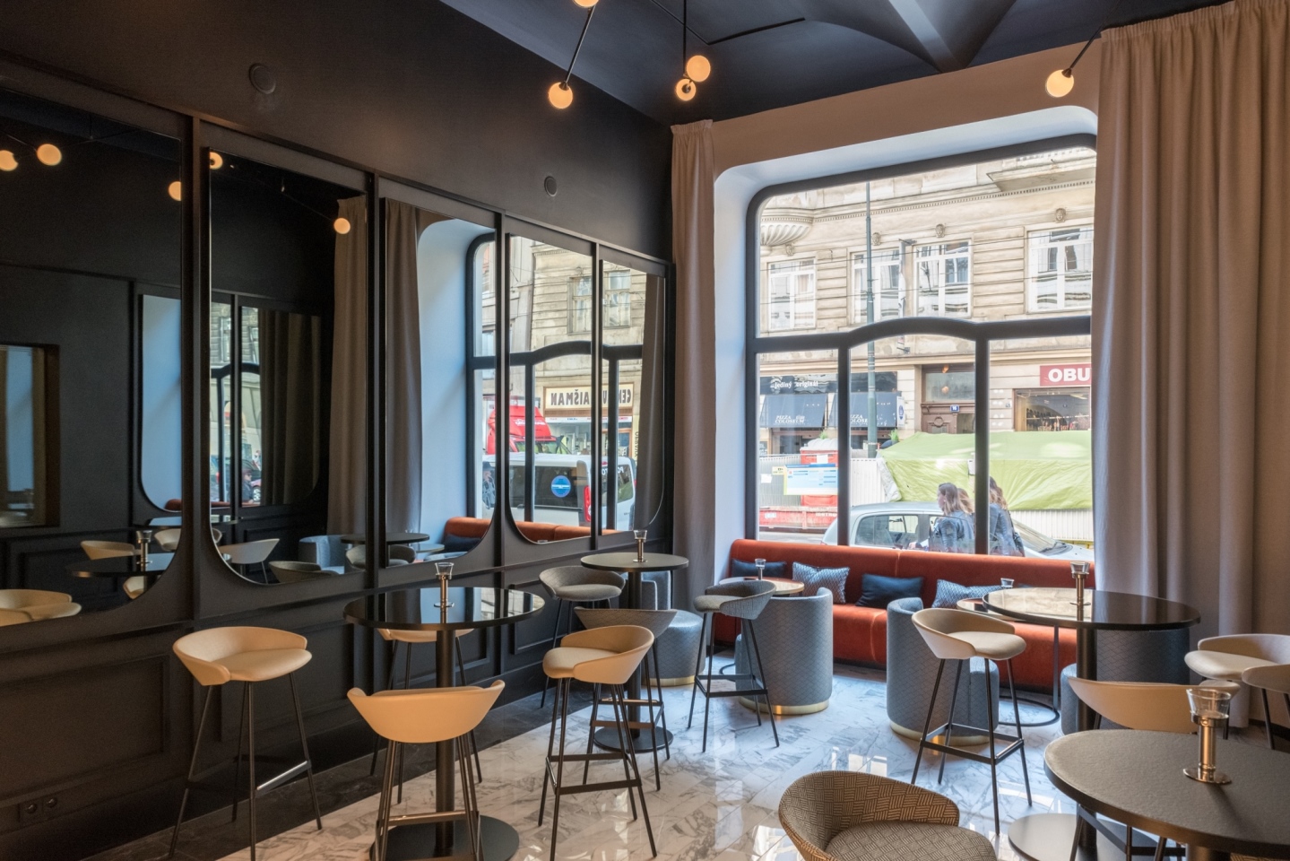 Mgallery Prague Bar 2